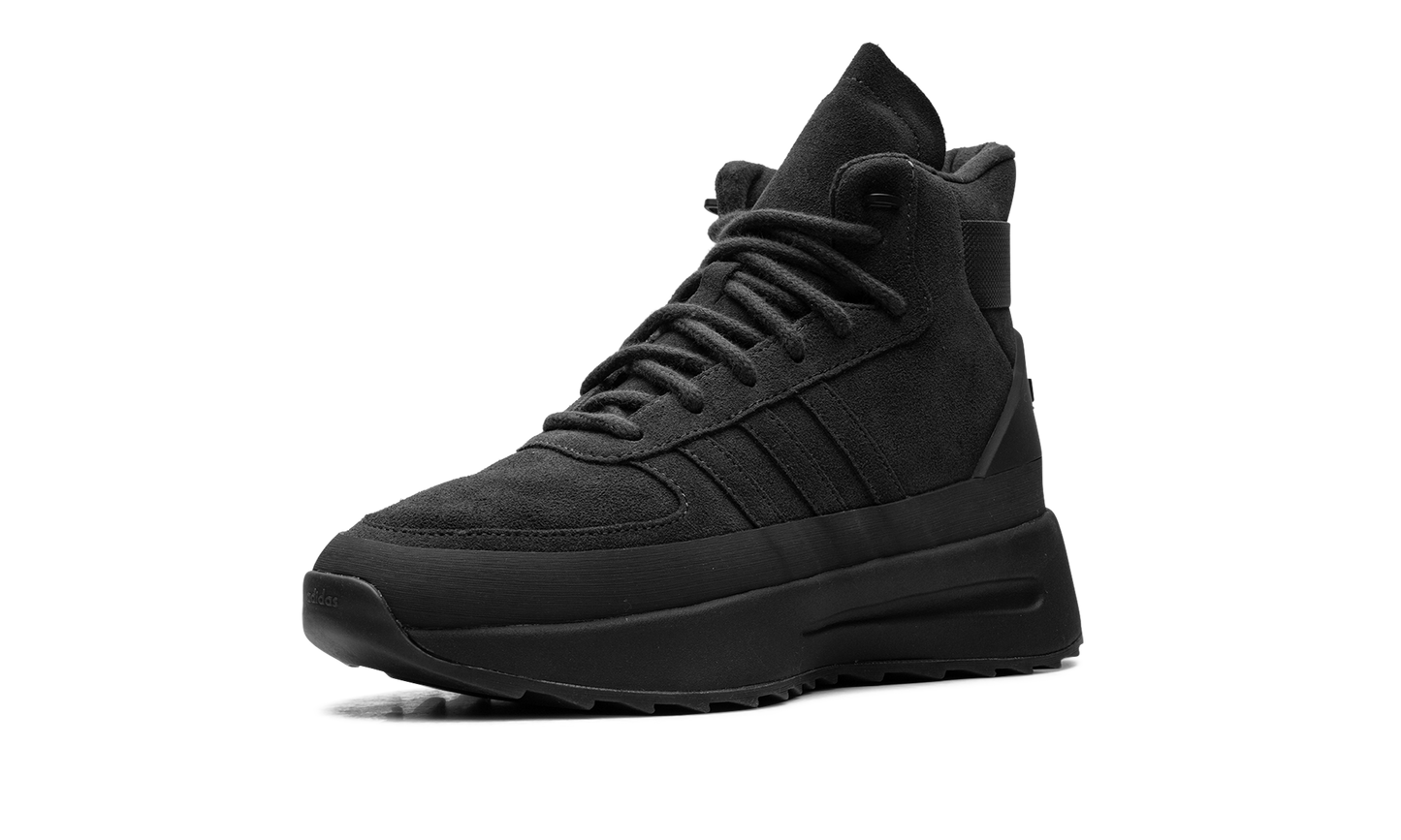 Los Angeles Hikers "Fear Of God Athletics - Carbon" IE6208