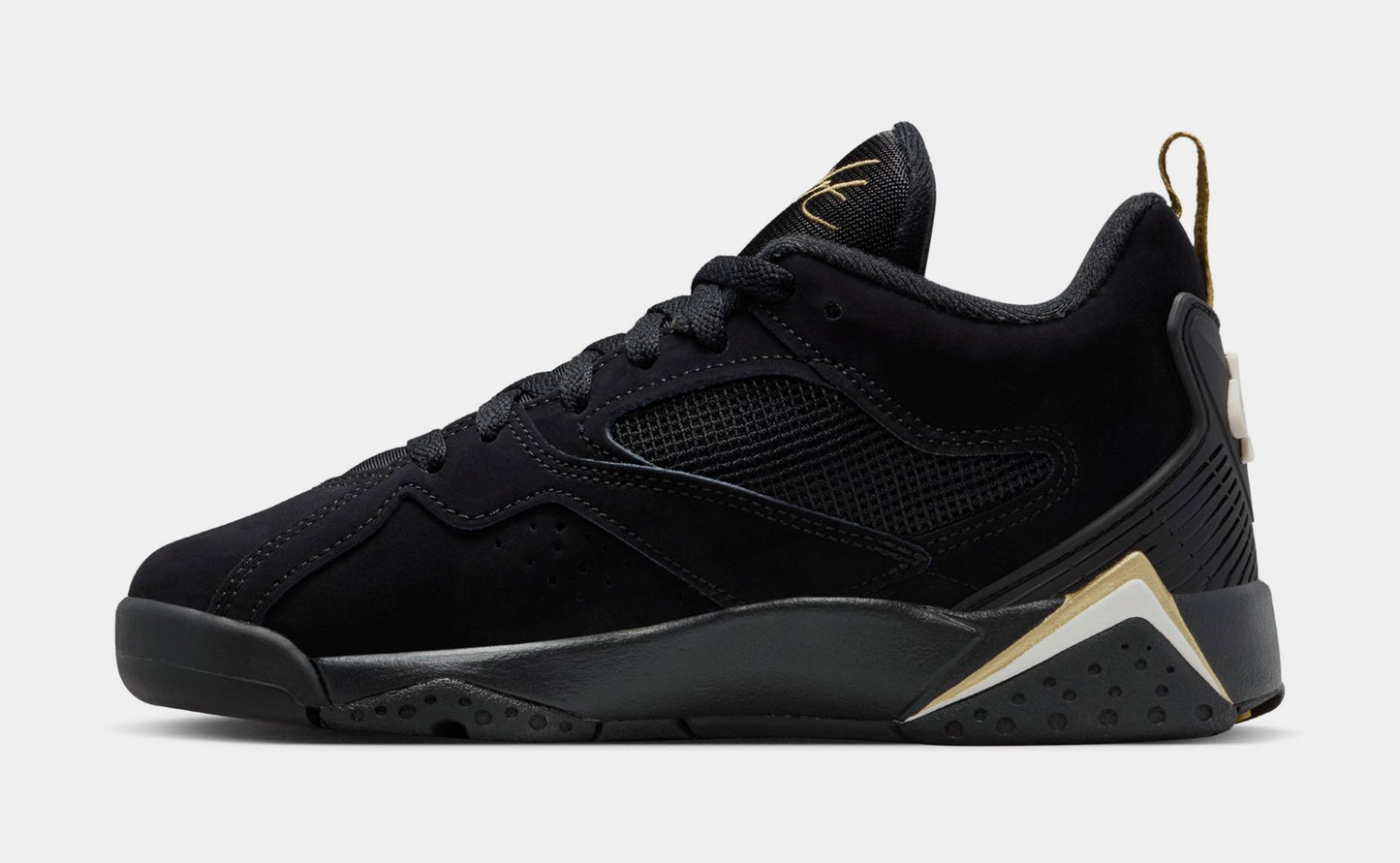 MVP 92 Grade School Basketball Shoes (Black/Metallic Gold/Sail)