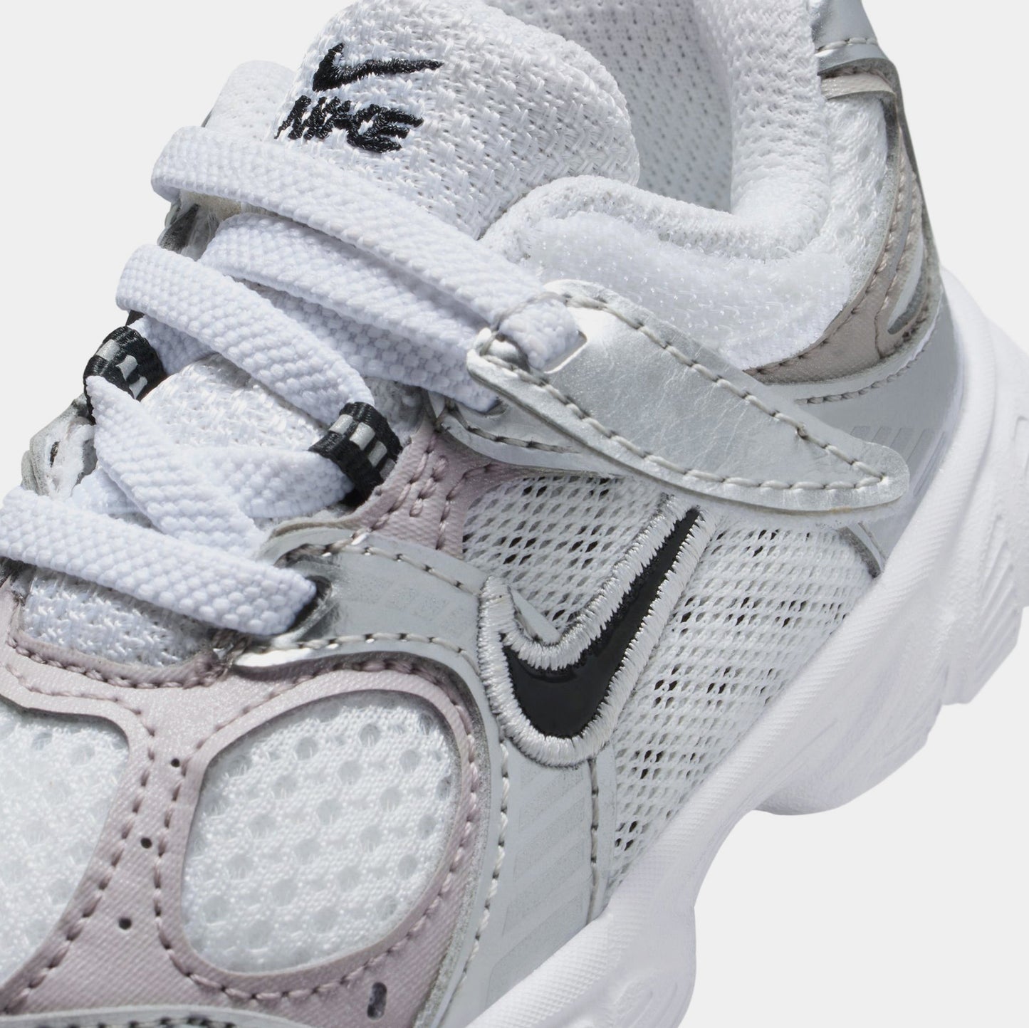 V5 RNR Infant Toddler Running Shoes (White/Vast Grey/Photon Dust/Black)