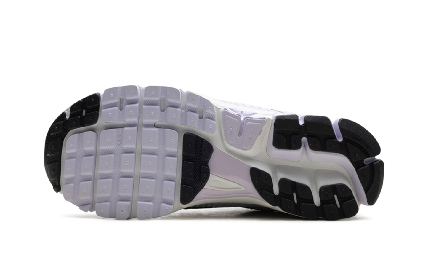 Zoom Vomero 5 WMNS "Barely Grape Photon Dust Summit White Metallic Silver" IB7253 500