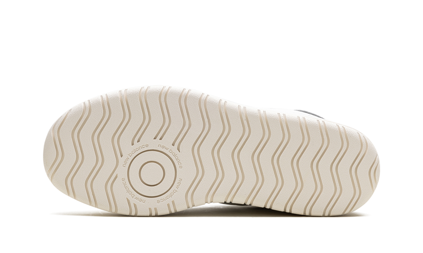302 WMNS "White Matte Pink" CT302SP