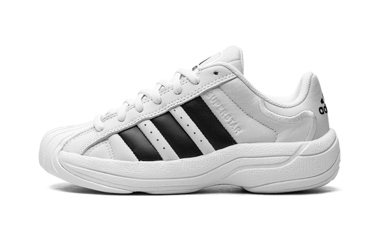 Superstar Millenium "White / Black" IE8560