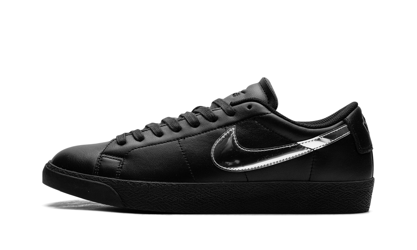 SB Zoom Blazer Low "Dancer Skateboards" HJ6703 001