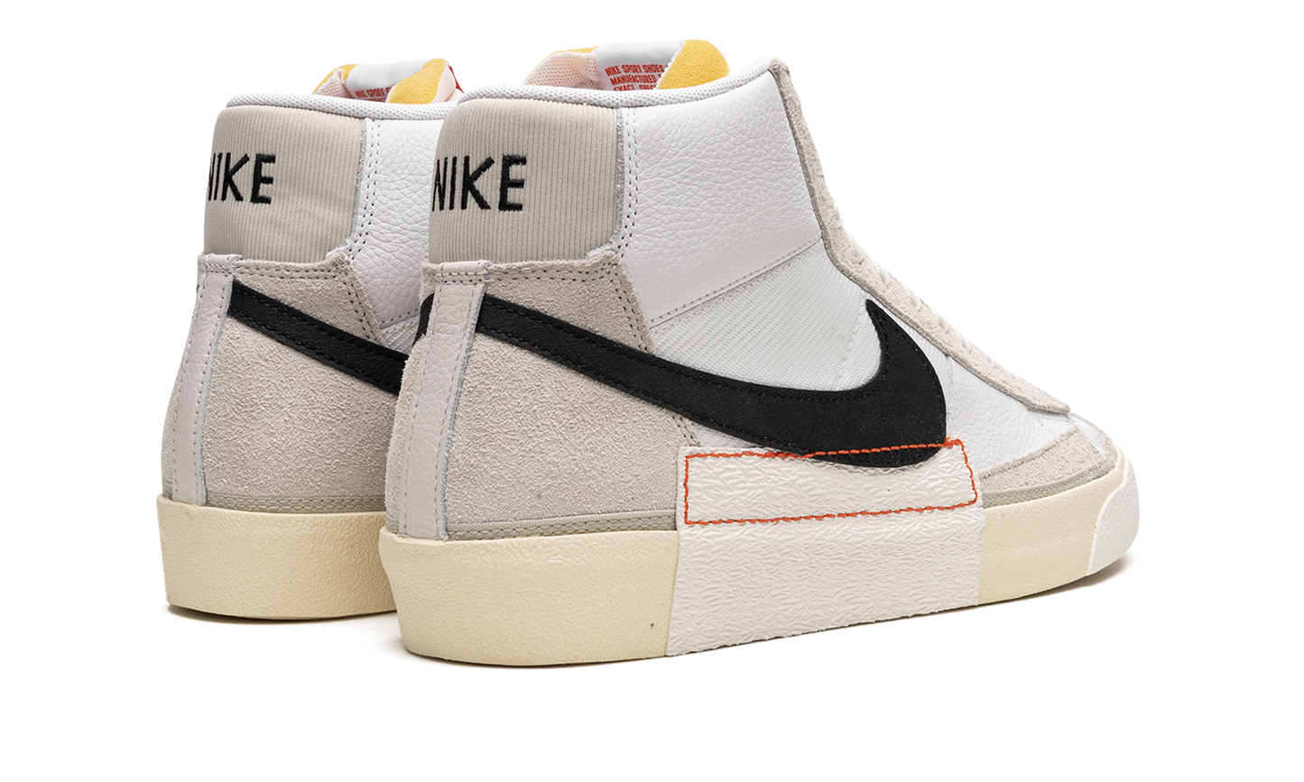 Blazer Mid '77 "Pro Club Light Bone" DQ7673 100