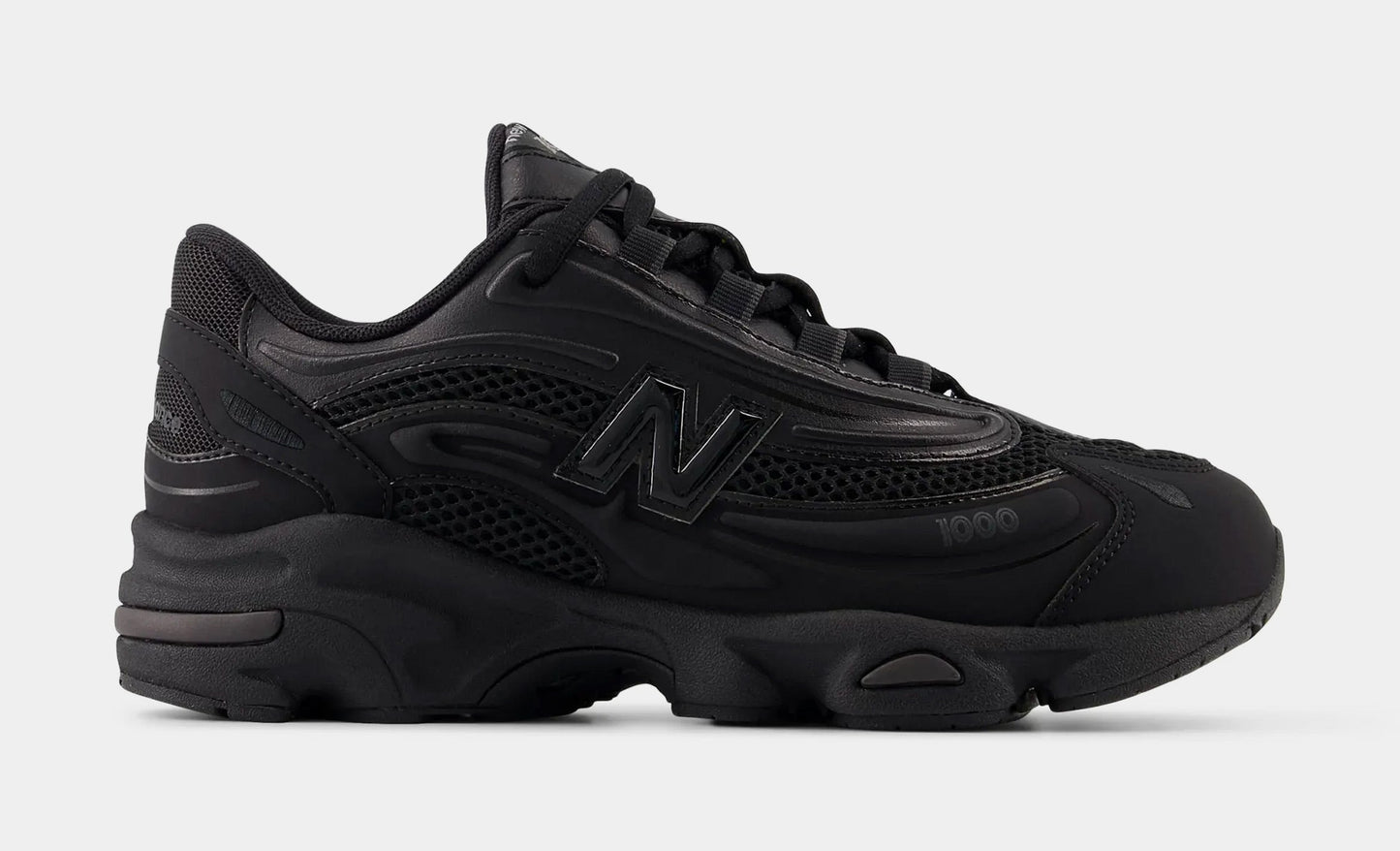 1000 Grade School Running Shoes (Black/Black)