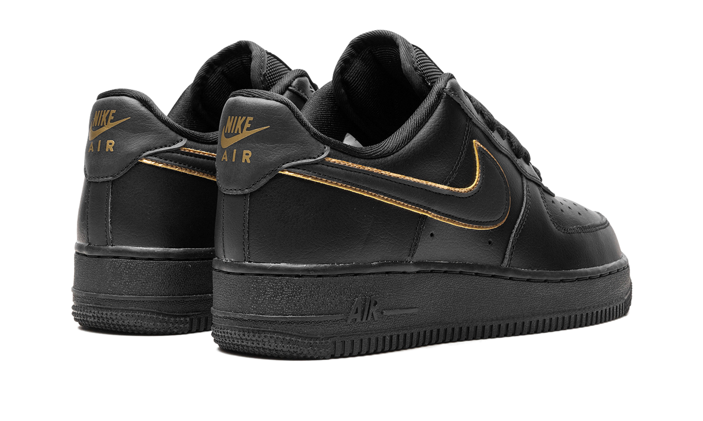 AIR FORCE 1 '07 ESSENTIAL WMNS