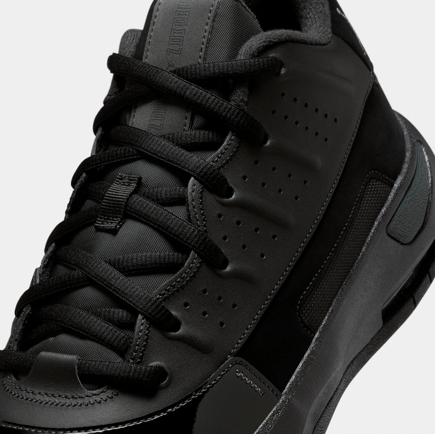 Max Aura 7 Mens Lifestyle Shoes (Black/Anthracite)