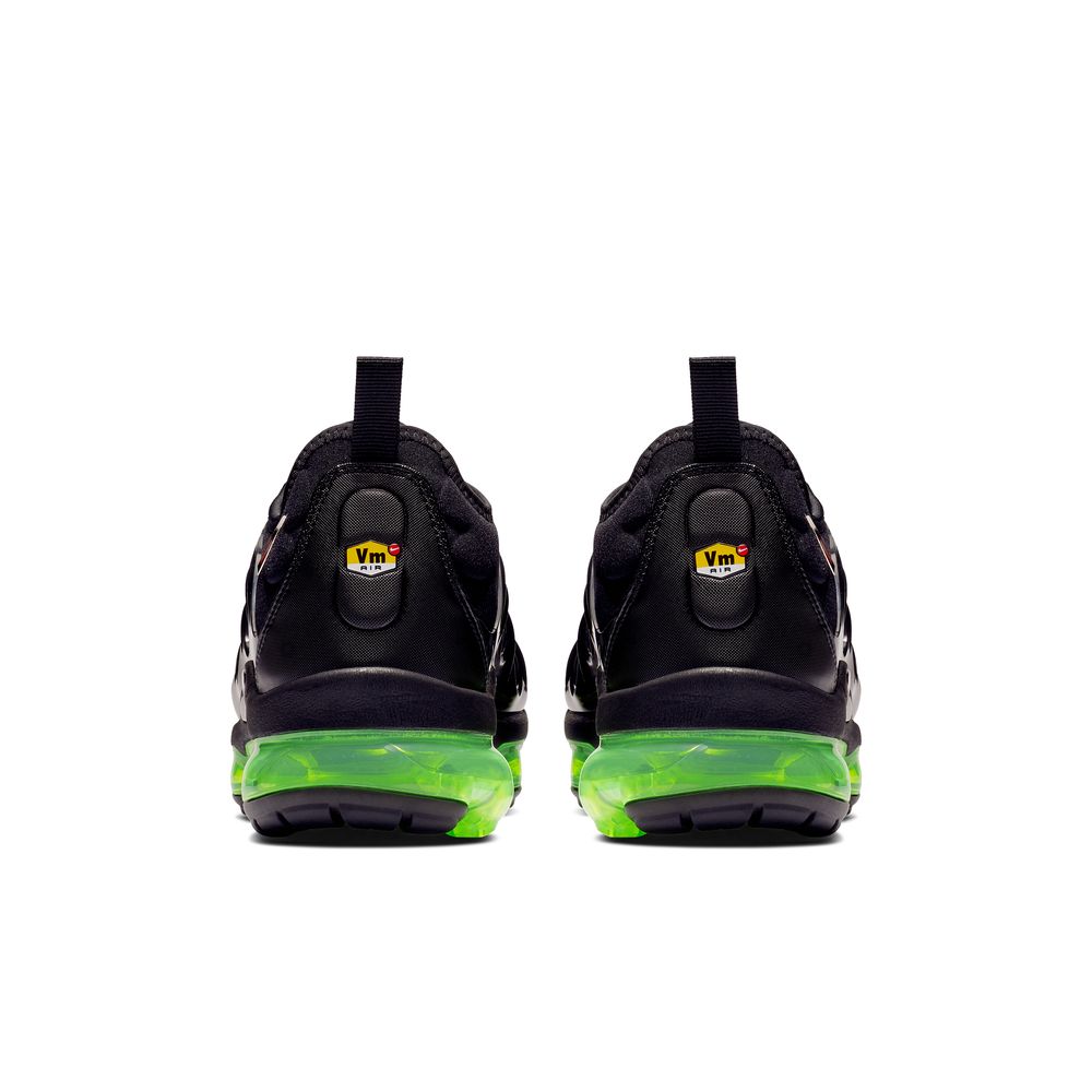 NIKE Air Vapormax Plus Mens Sneakers