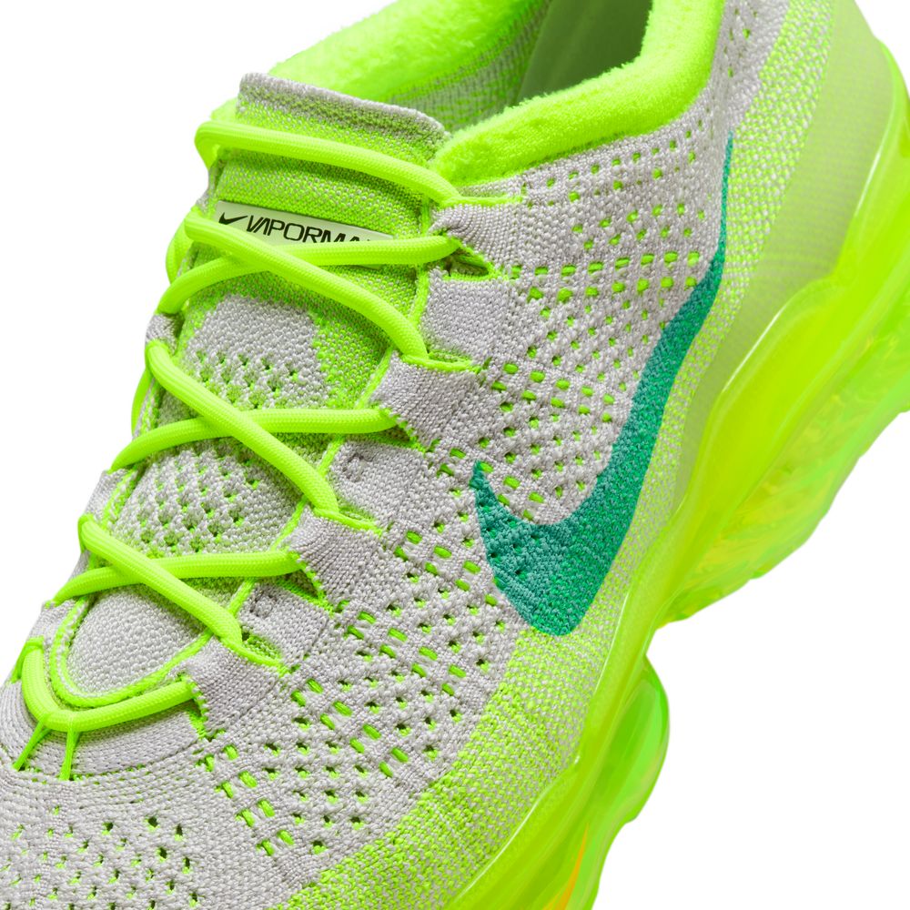 NIKE Air Vapormax 2023 Flyknit Men's Sneakers