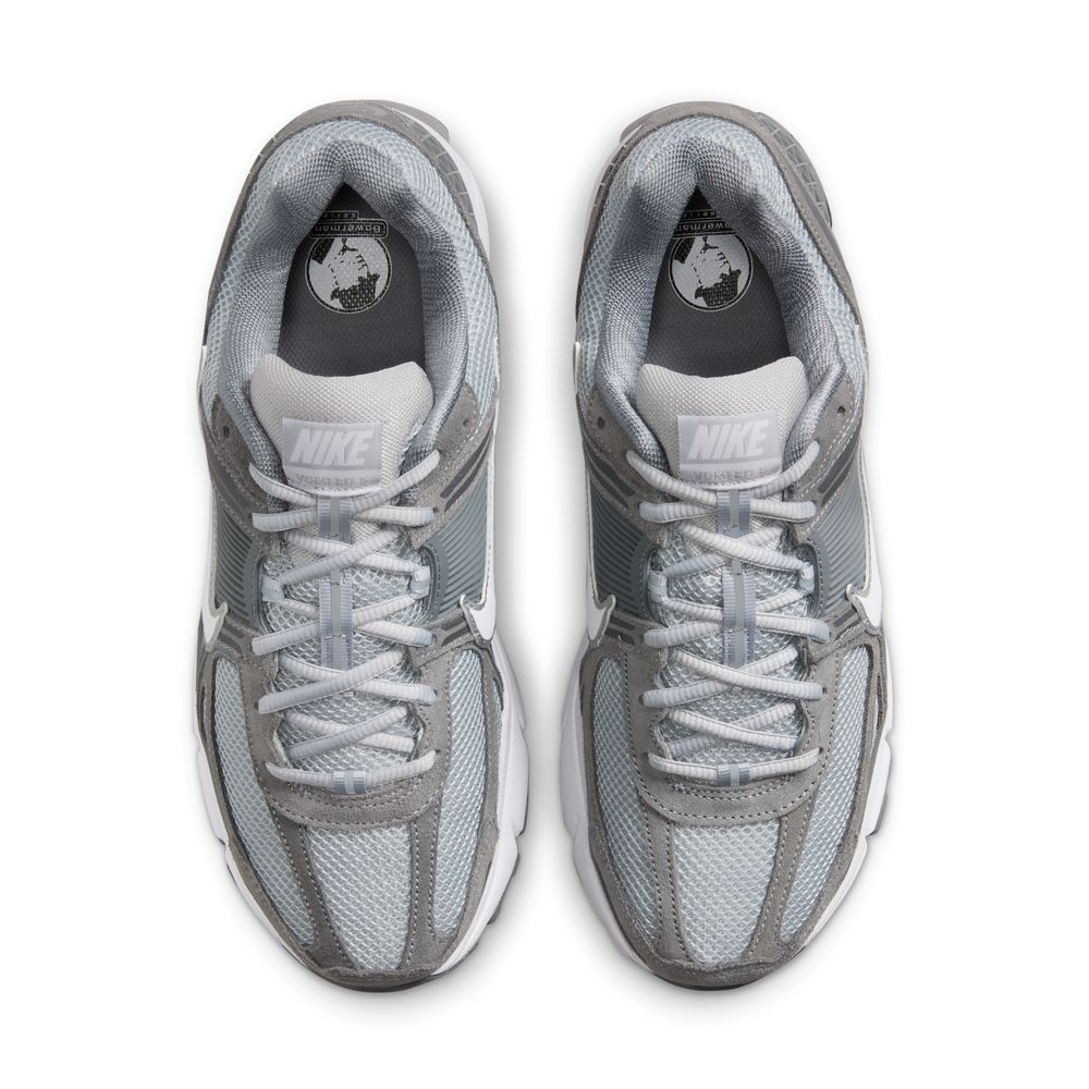 NIKE Zoom Vomero 5 Mens Sneakers