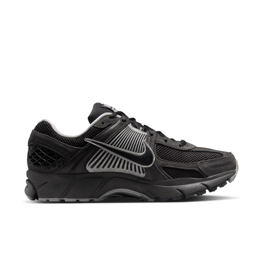 NIKE Zoom Vomero 5 Men's Sneakers