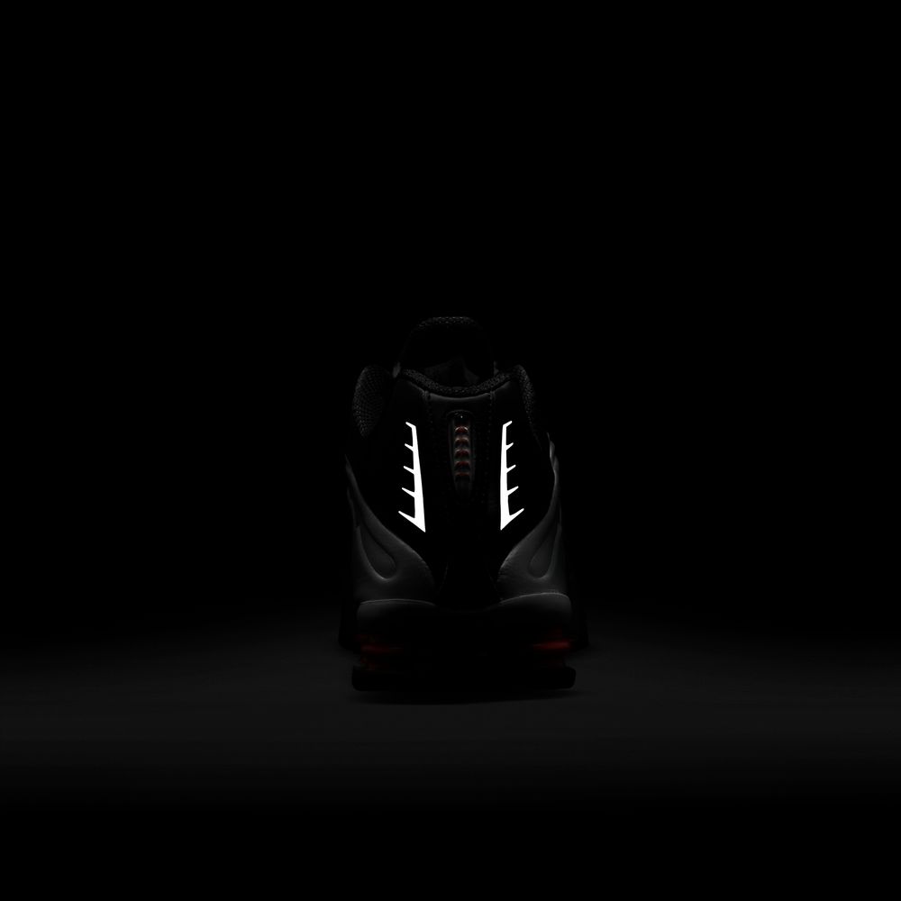 NIKE Shox R4 Mens Sneakers