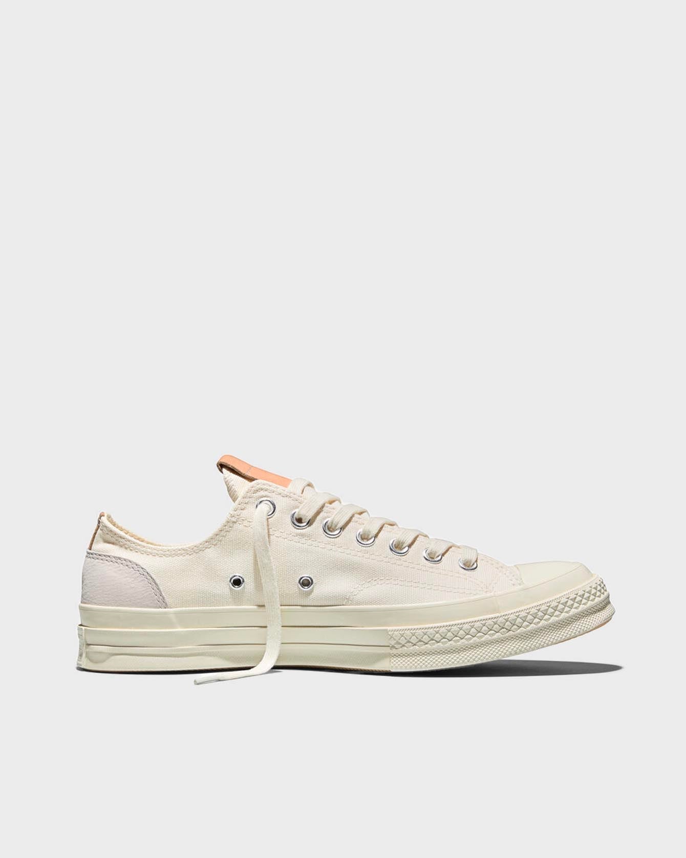 Converse Chuck 70 OX Khaki / Off White