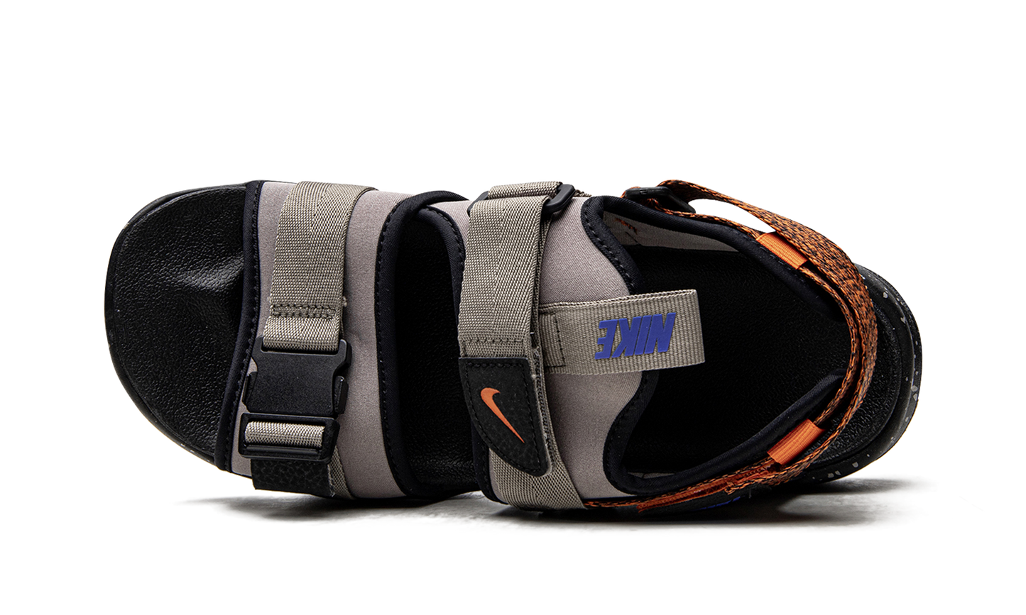 Canyon Slide "ACG" CW9704 008