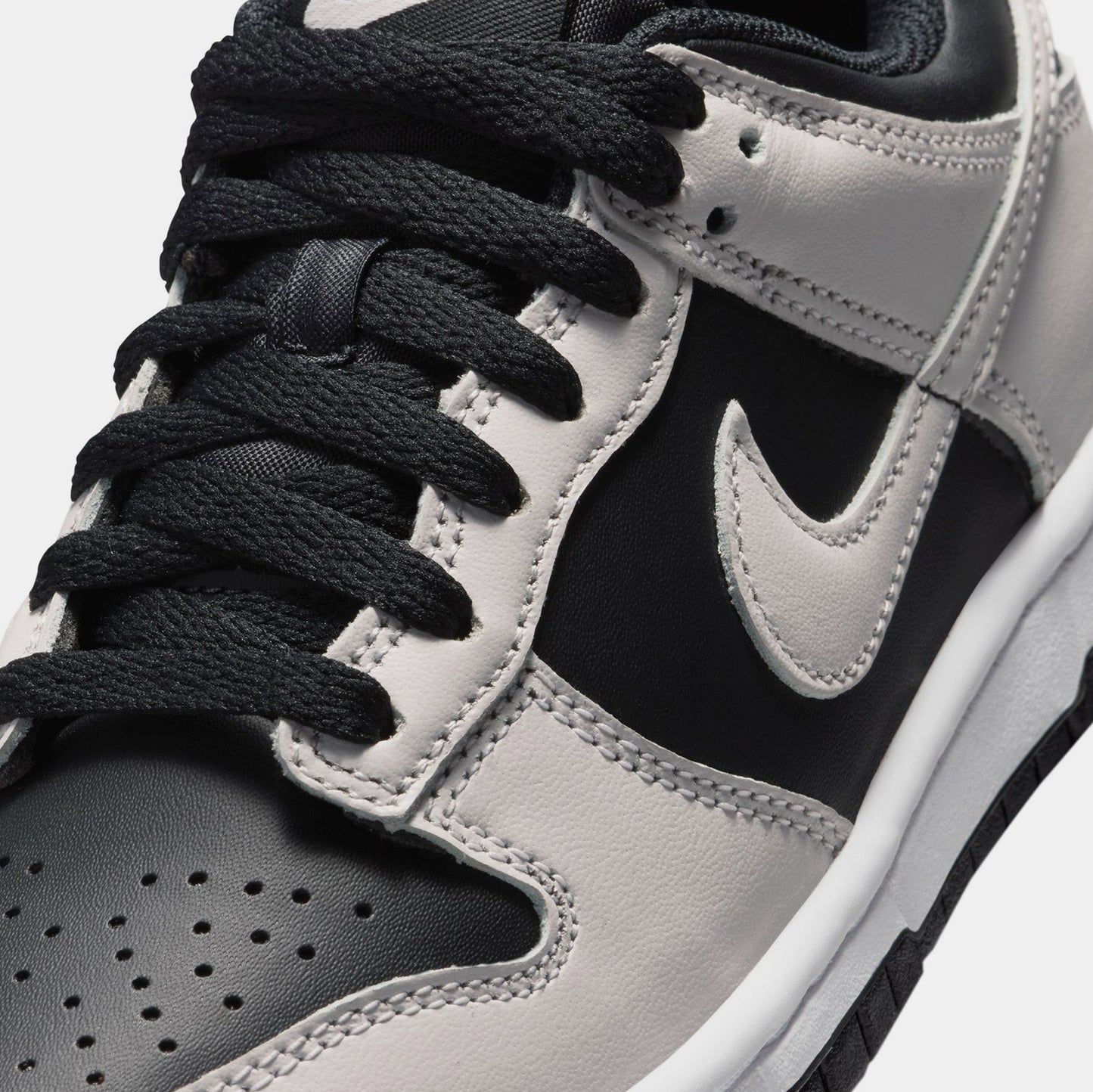 Dunk Low Grade School Lifestyle Shoes (Black/Platinum Tint/White)