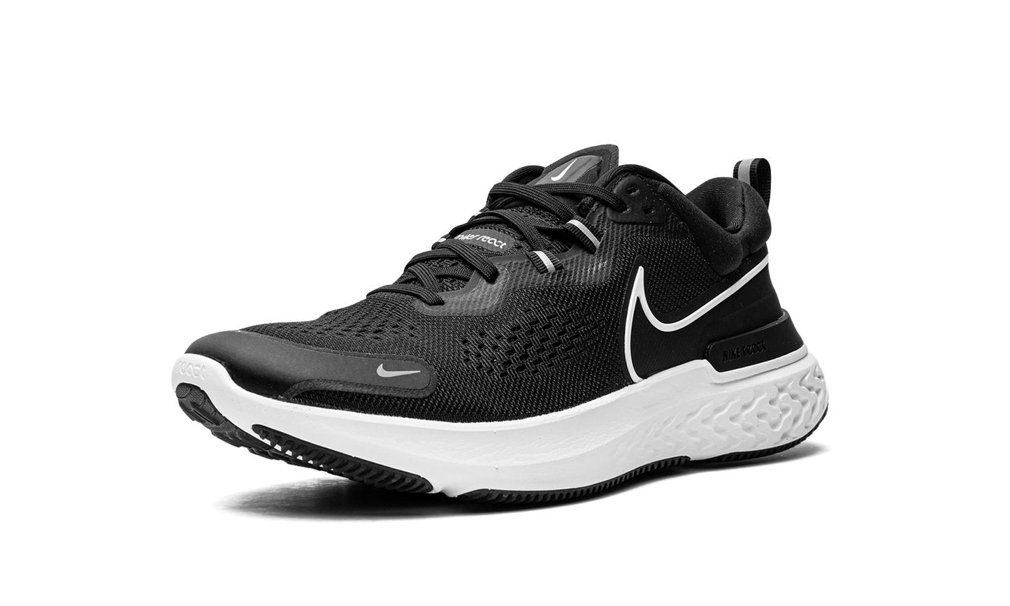 WMNS React Miler 2 CW7136 001