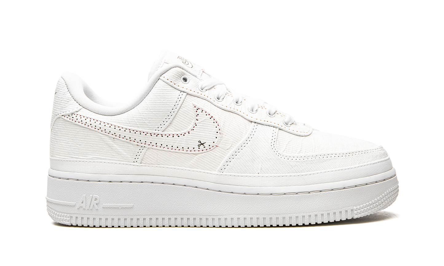 AIR FORCE 1 LO LX WMNS "Reveal" CJ1650 101