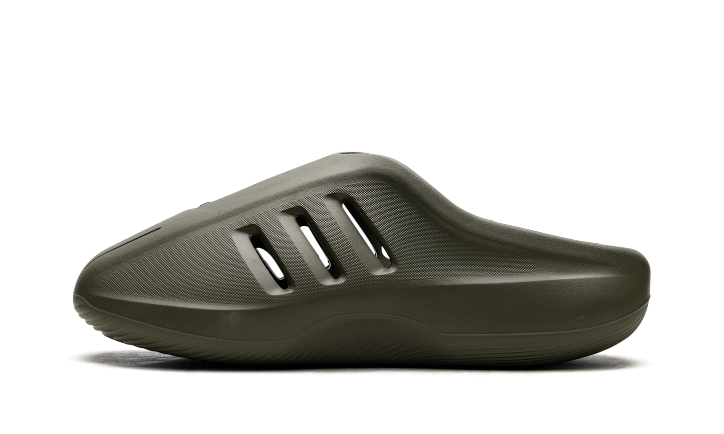 adiFOM IIInfinity Mule "Olive" JI4551