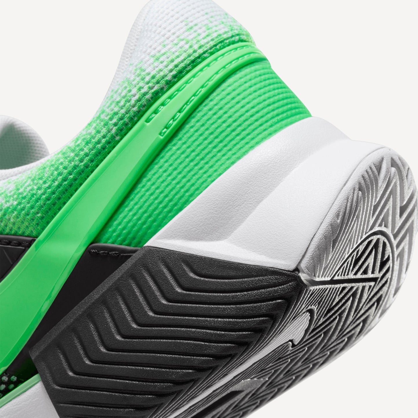 Nike Zoom GP Challenge 1 Men's Hard Court Tennis Shoes