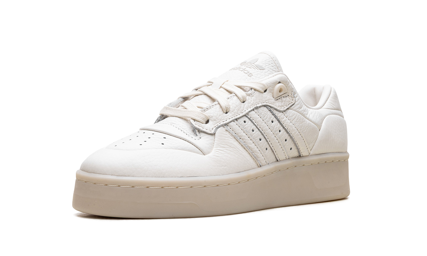 Rivalry "Cloud White" IF7184