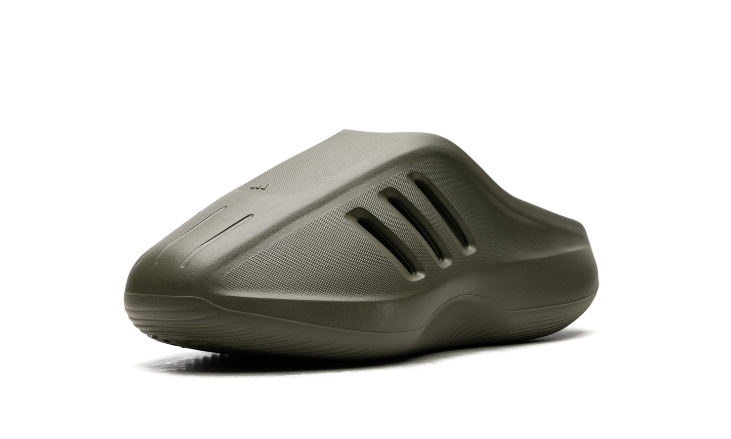 adiFOM IIInfinity Mule "Olive" JI4551