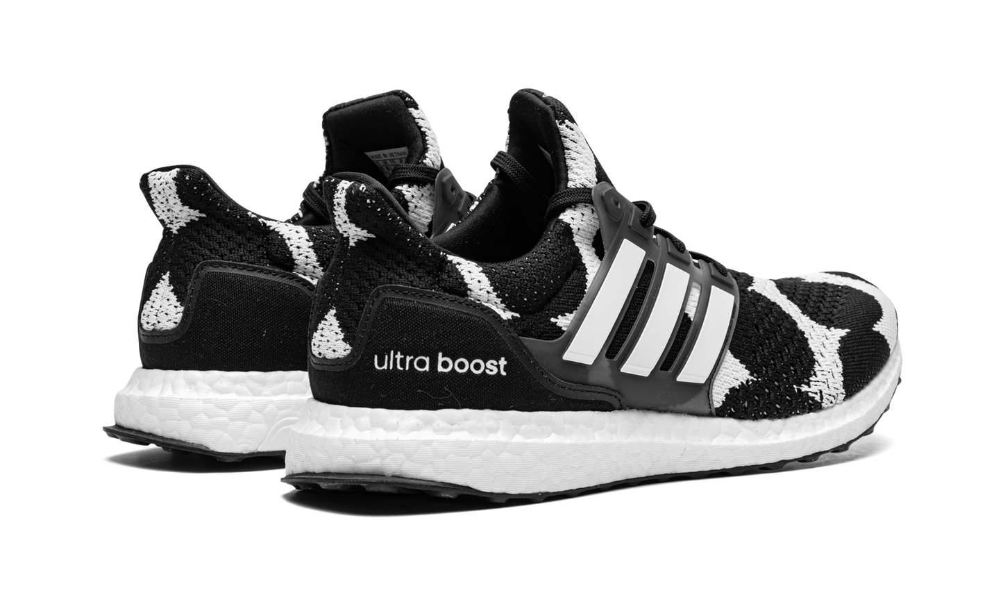 ULTRA BOOST DNA WMNS "Marimekko" GZ8686