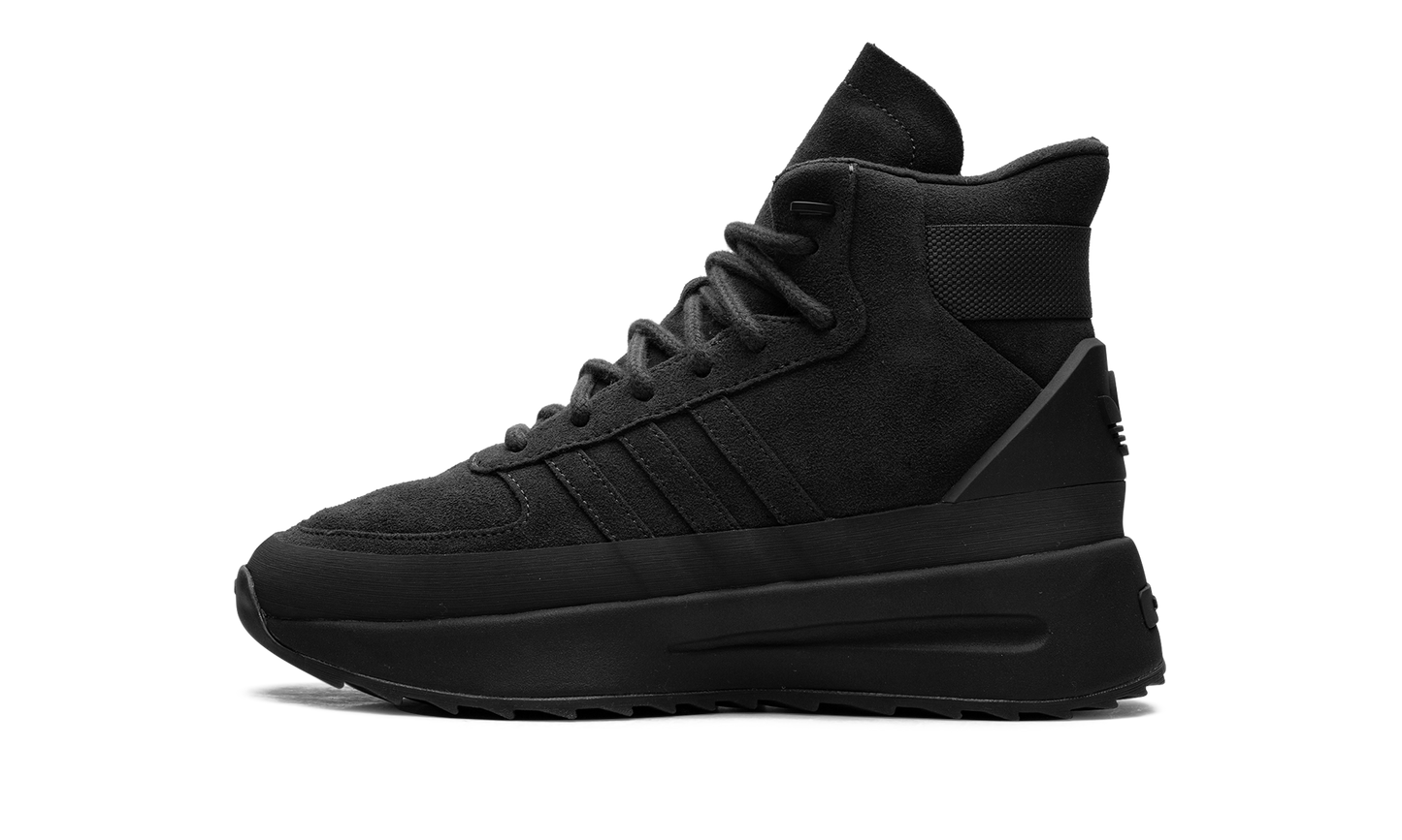 Los Angeles Hikers "Fear Of God Athletics - Carbon" IE6208