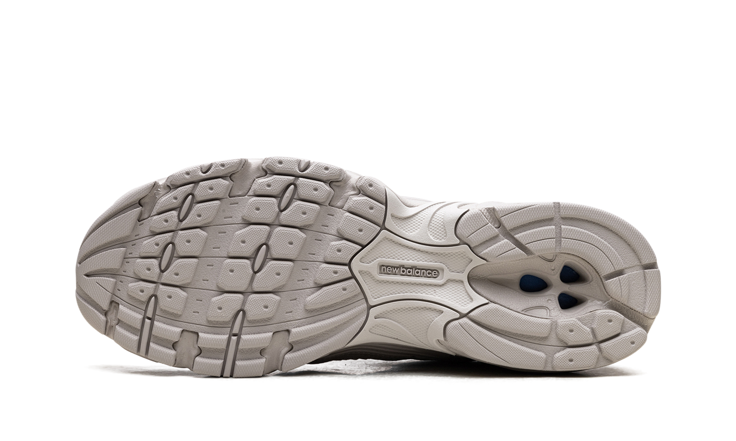 530 "Moonrock Moonbeam" MR530MM