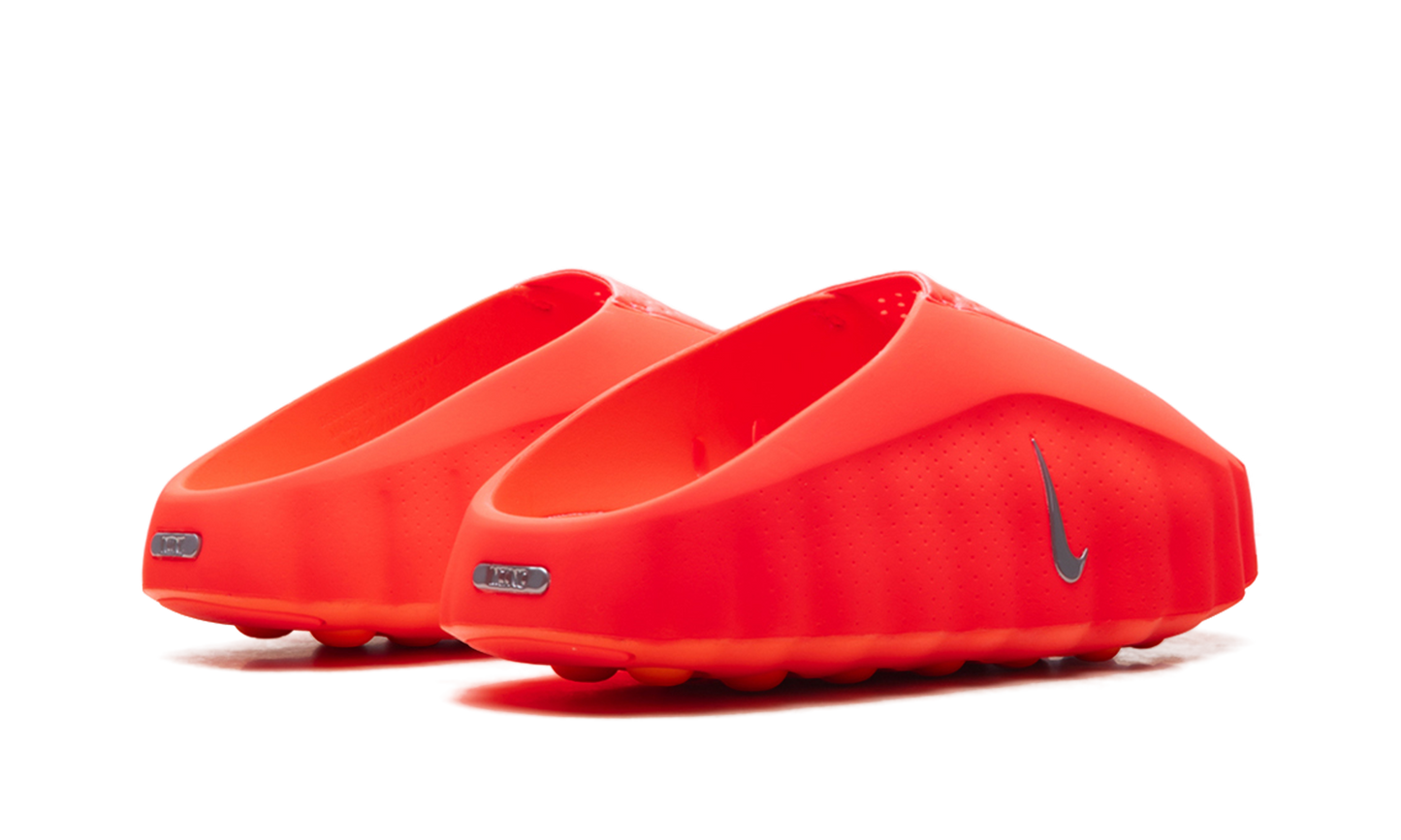 Mind 001 "Solar Red" HQ4307 600